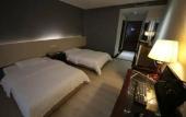 Туры в отель Mingyue Business Hotel(Huaqiang North subway station store)