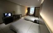 Туры в отель Mingyue Business Hotel(Huaqiang North subway station store)