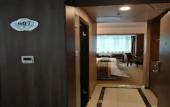 Туры в отель Mingyue Business Hotel(Huaqiang North subway station store)