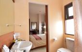 Туры в отель The Golden Wells Residence