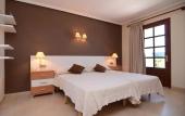 Туры в отель Hostal Cala Boix