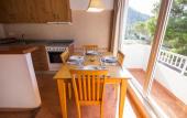 Туры в отель Hostal Cala Boix