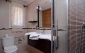 Туры в отель Hostal Cala Boix