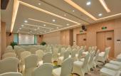 Туры в отель Holiday Inn Express Shenyang Tawan by IHG