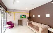 Туры в отель The Breeze Hotel