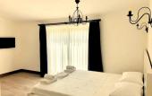 Туры в отель Victoria Hotel and Lounge