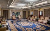 Туры в отель Holiday Inn & Suites Wuhan International Expo