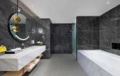 Туры в отель Holiday Inn & Suites Wuhan International Expo