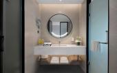 Туры в отель Holiday Inn & Suites Wuhan International Expo