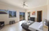 Туры в отель Protaras Holiday Villa Pa7 Private 7 Bedroom Villa