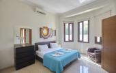 Туры в отель Protaras Holiday Villa Pa7 Private 7 Bedroom Villa