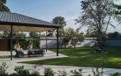 Туры в отель Lazy Seal Cottages Nabran