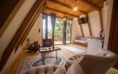 Туры в отель Montana Suite Bungalow