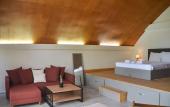 Туры в отель Quonset Glamping