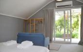 Туры в отель Quonset Glamping