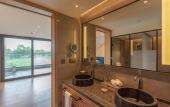 Туры в отель Hyakumangoku Onsen Hotel