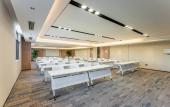Туры в отель Holiday Inn Express Luoyang Longmen by IHG