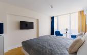 Туры в отель Eleven Way Apartments