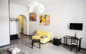 Туры в отель B&B Le 4 Stagioni Dante's Suites by ClaPa Group Dislocated Hospitality