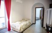 Туры в отель B&B Le 4 Stagioni Dante's Suites by ClaPa Group Dislocated Hospitality