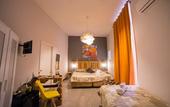 Туры в отель B&B Le 4 Stagioni Dante's Suites by ClaPa Group Dislocated Hospitality