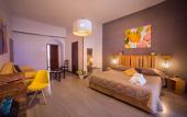 Туры в отель B&B Le 4 Stagioni Dante's Suites by ClaPa Group Dislocated Hospitality