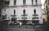 Туры в отель B&B Le 4 Stagioni Dante's Suites by ClaPa Group Dislocated Hospitality