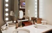 Туры в отель Bank Hotel, a member of Small Luxury Hotels of The World