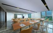 Туры в отель Holiday Inn Express Hangzhou Huanglong