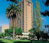 Hilton On The Park Melbourne 4*