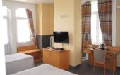 Туры в отель Hotel La Grande Cloche