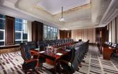Туры в отель Holiday Inn Express LUOYANG CITY CENTER by IHG