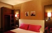 Туры в отель Hotel Paris Pacific