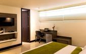 Туры в отель Loyds Hotel