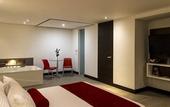 Туры в отель Loyds Hotel
