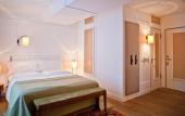 Туры в отель Louis Hotel