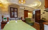 Туры в отель Apartments Wine House Old Town