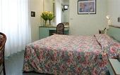 Туры в отель Le Petit Hotel