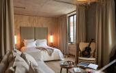 Туры в отель MOB House