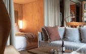 Туры в отель MOB House