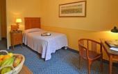 Туры в отель Hotel Roma E Rocca Cavour