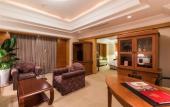 Туры в отель Ruishi Hotel Dalian