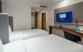 Туры в отель Holiday Inn Express QINGDAO CITY CENTER by IHG