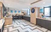 Туры в отель Holiday Inn Express QINGDAO CITY CENTER by IHG