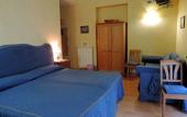 Туры в отель Bonapace Porta Nolana B&B