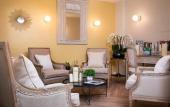 Туры в отель A l'Hotel des Roys