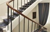 Туры в отель A l'Hotel des Roys