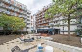 Туры в отель Privilodges Le Hub Grenoble