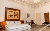 Туры в отель Hotel Golden Lamb