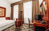 Туры в отель Hotel Golden Lamb